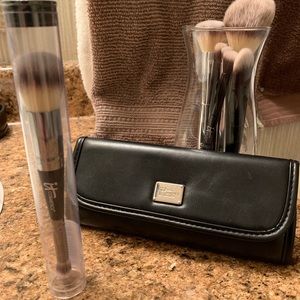 BRAND NEW iT Complexion perfection #7 brush
